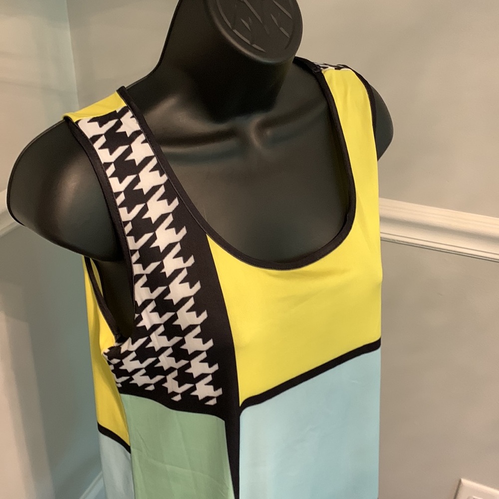 Lily by Firmiana Colorblock Tanktop Size S NWT